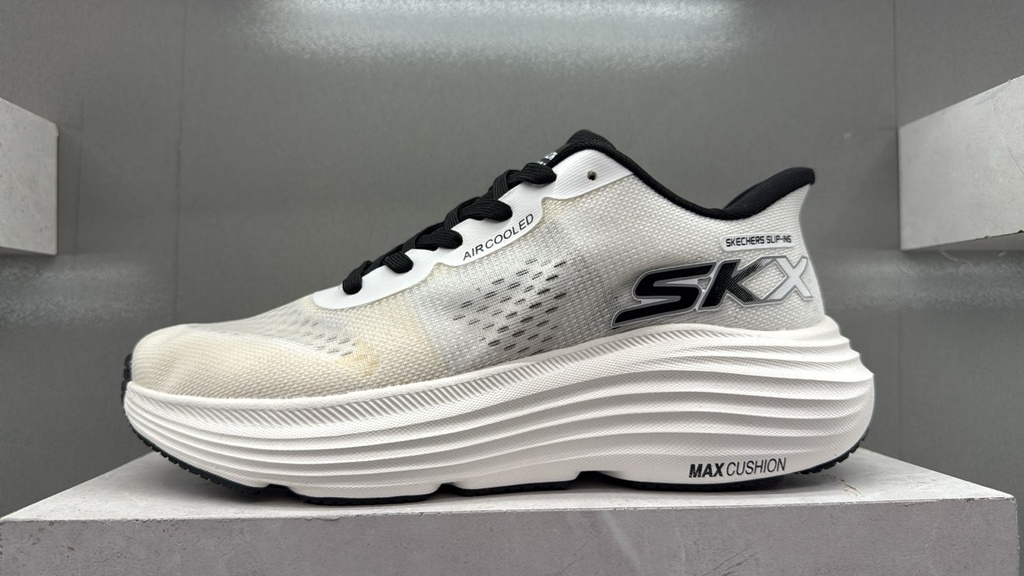 SHOES-SK19